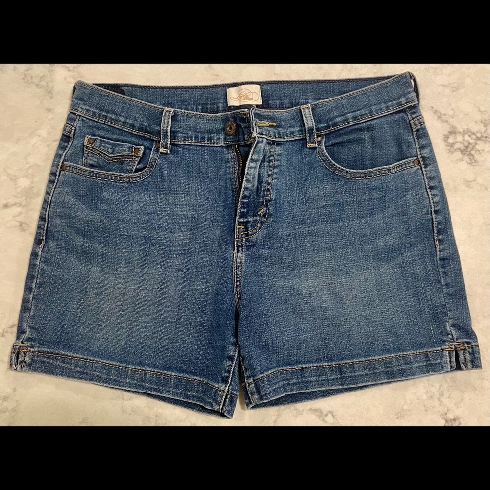 Levi Strauss & Company Jean shorts